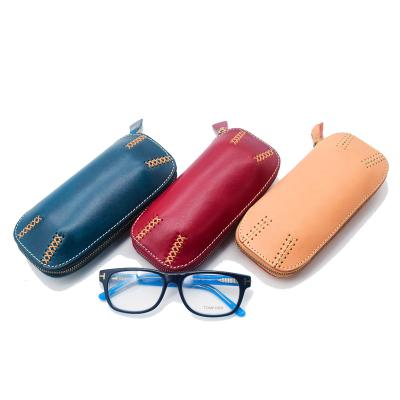 China Luxury Tan Leather Sunglasses and Glasses Case Fashion Durable Leather Vachetta Glasses Case with Zipper Closure for sale