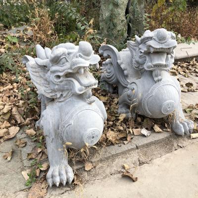 China Traditional Stone Garden Statue Decor Stone Granite Garden Statues Animal Lion for sale