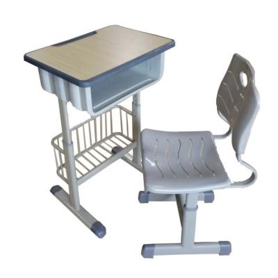 China Modern desks and reading chairs in primary school training course for sale