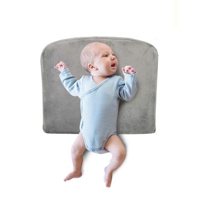 China Anti-Static Baby Sleep Pillow Memory Baby Pillow Wedge Newborn Baby Pillow For Acid Reflux for sale