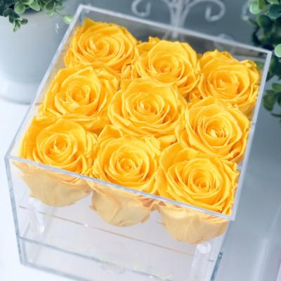 China Whosale Preserved Durable Luxury Acrylic Gift Small Preserved Rose Box Real Roses Lasting 9 Year Roses for sale