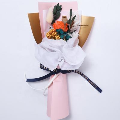 China Yunnan Ones Flower Valentine's Day Or Wedding Mini Preserved Flower Bouquet For Wholesale 17*9*6CM for sale