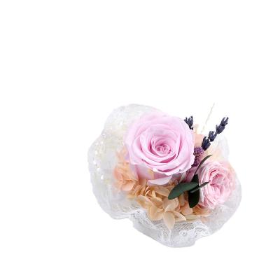 China These Flower Yunnan Forever Eternal Preserved Wholesale Roses With Wedding Garland For Wedding Decoration 10*10CM for sale