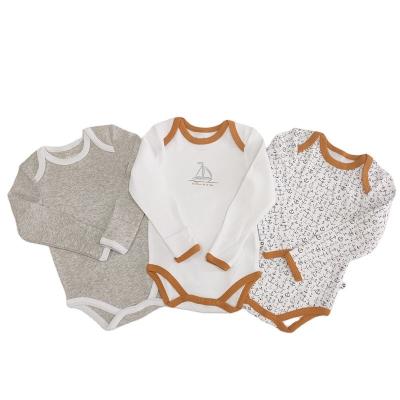 Chine Unisexe Vêtements pour bébés Jumpsuit Manches courtes Body blanc avec marque personnalisée à vendre