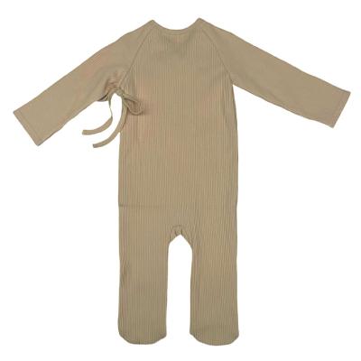 China Button Closure Winter Season Infant Pajamas with Full Snap Opening and Long Sleeve for sale