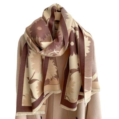 China 2022 European American and American colorful new autumn and winter cashmere ladies warm with tassel shawl fashion cheap scarf for sale