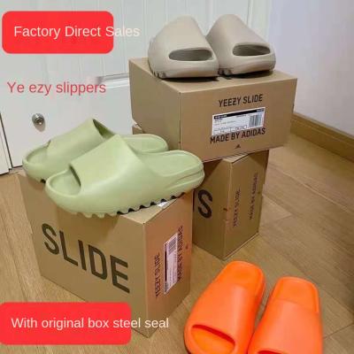 China CUSHIONING Real Original Summer Yeezy Unisex Slide With Yeezy Logo Cheap Slides Muti Color Yeezy Inspired Slide for sale