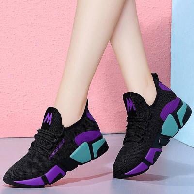 China Fashion Trend Hot Selling Walking Styles Breathable Women Sports Running Shoes Women Lighting Sneakers Shoes For Women for sale