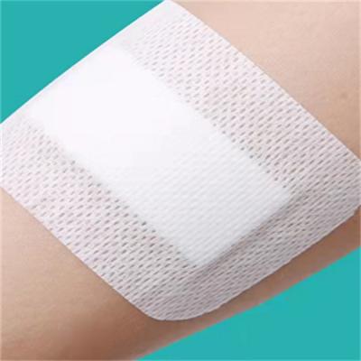 China Los vendajes para heridas absorbentes estupendos no tejidos Eco comprimen Stickness para los rasgones de piel en venta