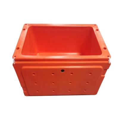 China Hot Sales Food Customized Portable Live Fish Transport Container Plastic Fish Ponds Cooler Box for sale