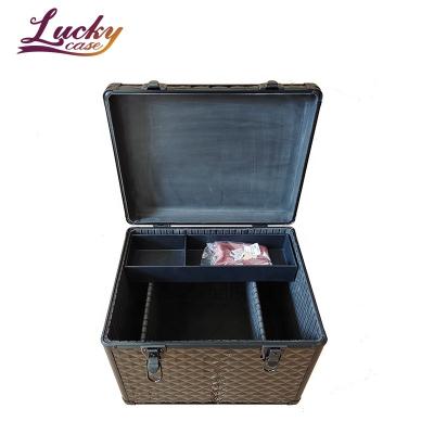 China Aluminum Grooming Case Black Color Horse Beauty Box Aluminum Makeup Case for sale