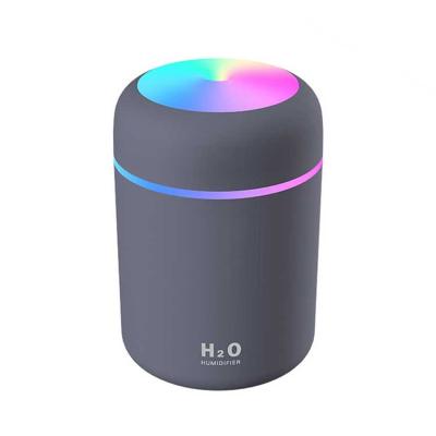 China USB Personal Portable Electric Desktop Mini Car Space Humidifier Essential Oil Air Purified Diffuser for sale