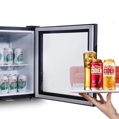 中国 Frost-Free Pink Portable Drinks Fridge 420*485*400mm 50hz Thermoelectric 販売のため