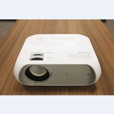 China Short Throw Mobile Projector Phone 2020 New Item Projectors Factory Mini Projector Portable With 6000 Lumens Wholesale 1 Year Free Warranty for sale