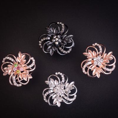 China Alloy Brooch High Grade Rhinestone Brooches Popular Popular Clothing Accessories Pins for sale