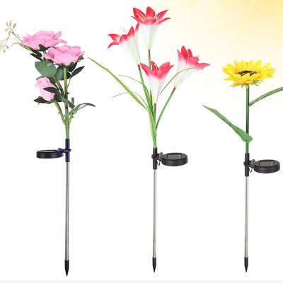 China Residential Outdoor Solar Ornamental Garden Lights with Larger Lily Flowers Lights Waterproof Changing Outdoor Garden Patio Yard Pathw for sale