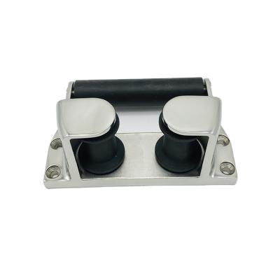 China Universal Marine 316 Stainless Steel Deck Fairlead Roller Wedge for sale