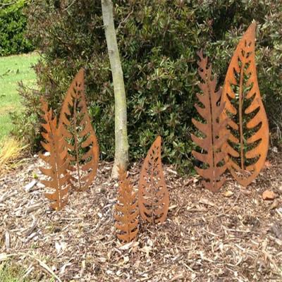 China Rusty Steel OEM Outdoor Metal Tree Sculpture / Statue Gesweisd In Houten Kist Te koop