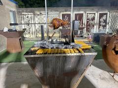 New garden outdoor cooking corten steel barbecue grill with Automatic rotating chicken rack