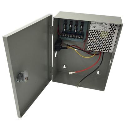 China 110v 220v 5a 4ch 12v 60w 4 puertos UPS CCTV fuente de alimentación con batería de respaldo de C-Power en venta