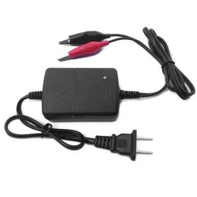 Chine C-Power 12V 1A chargeur de batterie Adaptateur de chargeur de tablette au plomb acide avec fonction QC2.0 à vendre