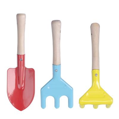 China Cartoon Garden Trowel Accessory Digger Hallow Wooden Handle Hand Planting Tool 3 Sets Transplanters For Plant Flower for sale