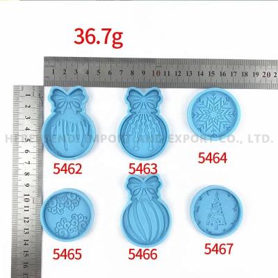 China Viable Fast Delivery Christmas Ornament Luxury Round Silicone Phone Grip Mold For Epoxy Resin for sale