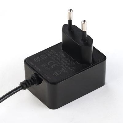 China UniversalÂ   15W Power Supply Wall Charger 100-240VAC 50/60Hz 0.4A MAX Power Adapter for sale