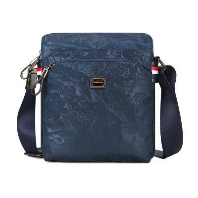 China Custom Waterproof Crossbody Bag Men Bike Messenger Waterproof Handbag Custom for sale