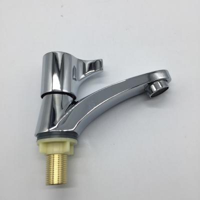 China Metered Faucets The Luxurious Fine Quality Plating Wash Hand Basin Faucet For Lavatory Zinc Alloy Single Handle Sink Faucet for sale