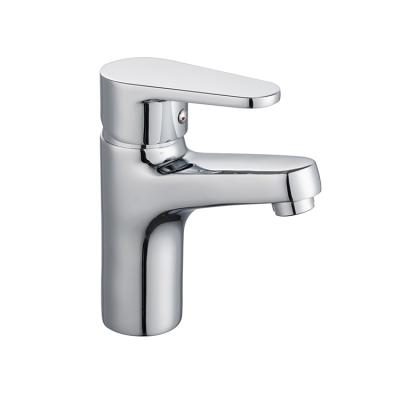 China Metered Faucets New Product Hot Selling Hot And Cold Faucet Waterproof Bathroom Plating Zinc Short Basin Faucet for sale