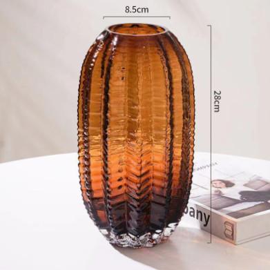 China Modern And Sophisticated Crystal Glass Vase For Holding Flowers Home Decor for sale