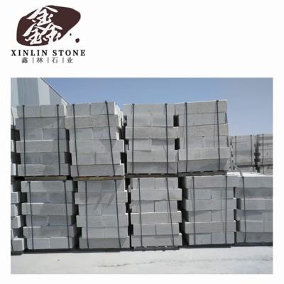 China Red Stone Paving Stone Granite Slab Roadside Stone Metal Road Stone Slabstone Stone Granite Stone Tiles Modern Chakra Stones for sale