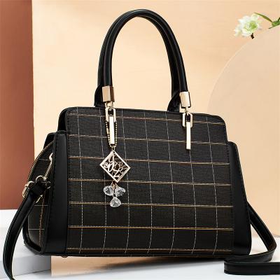 China Wholesale Fashion 2022 Fashion Ladies Handbags Large Capacity Shoulder Bag Women's Luxury Fashion Handbags for sale