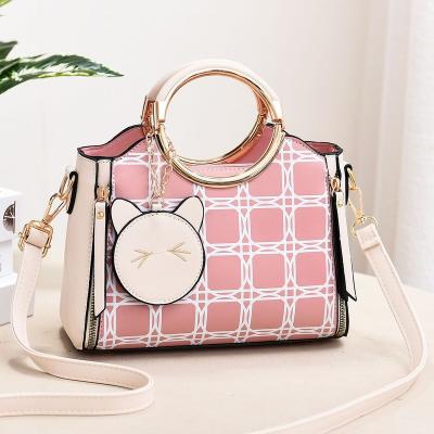 China Fashion Luxury Metal Drawstring Fashion Ladies Handbag Fashion Unique Shoulder Bag Women's Luxury Handbag for sale