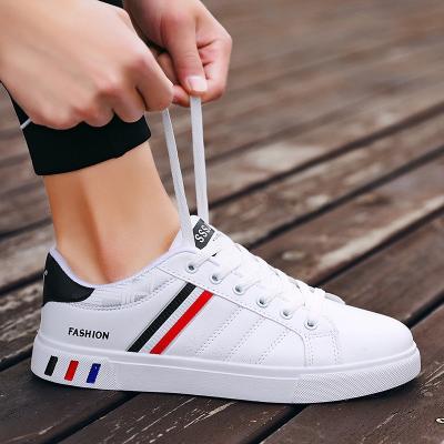 China fashion trend sh11369a cheap price men shoes wholesale 2022 male sneakers 39 - 44 shoes for sale