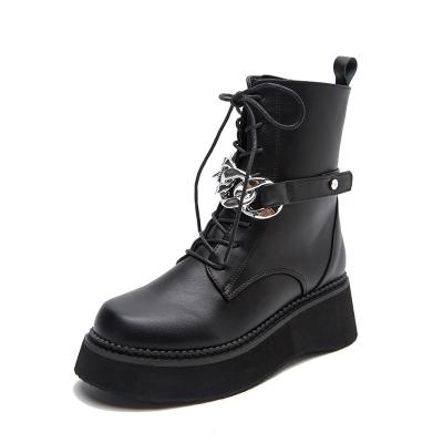 China sh11684a 2021 fashion trend ankle boots women black leather chain decoration lace up platform motorcycle boots ladies for sale