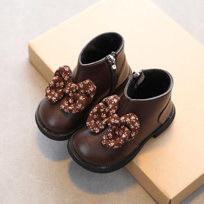 China Fashion trend sh12365a 2021 winter plush cotton shoes girls keep warm bowknot baby 0-1-2-3 years old soft soled walking shoes princess boots for sale