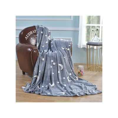 China Cheap Factory Price Breathable Printed Flannel Blanket Glow During Dark Flannel Starry Night for sale