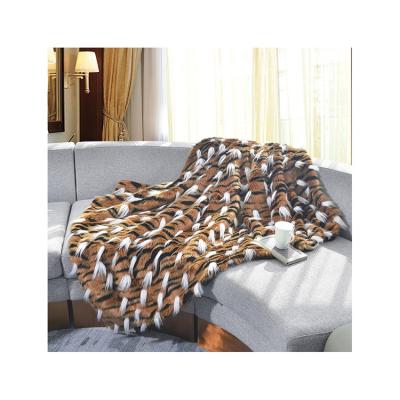 China Cheap High Quality Breathable Faux Fur Acrylic Tiger Throw Faux Fur Sideburns Blanket Covering for sale