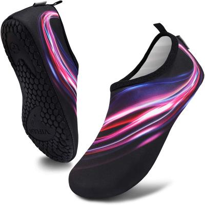 China Fashion\comfortable\goods\breathable fashion\yoga 2020 comfortable barefoot quick-drying\durable\breathable outdoor shoes new arrival water thumps slip-on shoe for women men for sale