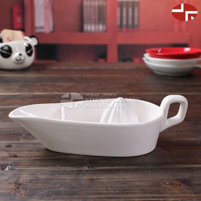 China Disposable Ceramic Orange Juice Dish / Ceramic Fruit Dish Juice Extractor for sale