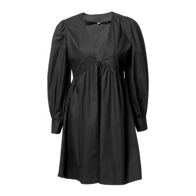 China Polyester/cotton 2022 autumn winter new women's long deep sleeve cotton loose sexy bubble V-neck dress for sale