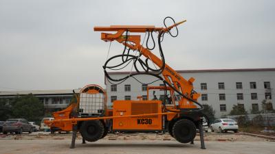 China KC3017 robotachtige Shotcrete Machine met Concrete Bespuitende Manipulatoraandrijving met 4 wielen Te koop