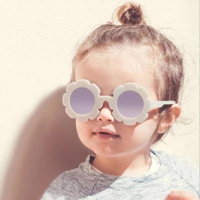 China Shooting UV Protection New Little Girl Glass Flower Cute Street Personality Durable Children's Sunglasses Cartoon Sunglasses Small Sun Glasses for sale