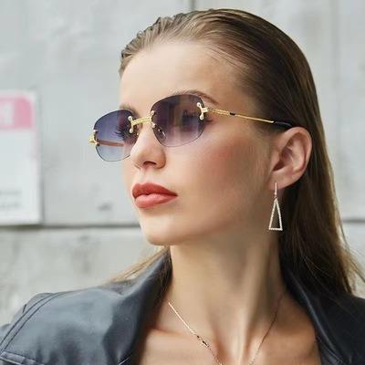 China 15 Years Experience New Metal Frameless Square Sunglasses Personality Punk Street Shot Small Glass Sunglasses Men for sale