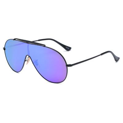 China 15 Years Old Face Round Big Frame Fashion News Ins Female Slim Big Face Retro Anti-ultraviolet Sunglasses for sale