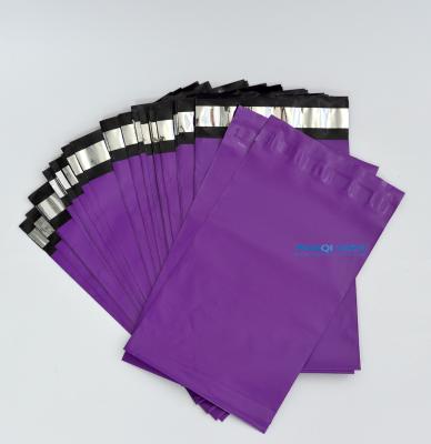 China With Reinforced Custom Poly Handle Mailer Mailer Self Seal Bags For Apparel Shipping for sale