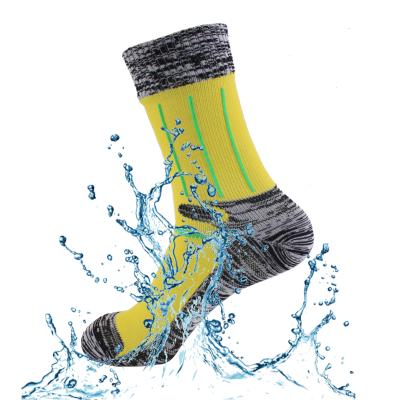 China Antibacterial Durable Waterproof Socks For Outdoor Hiking for sale