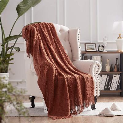 China Yuchun PORTABLE Couch Rust Decorative Knit Blanket With Tassel Soft Light Zigzag Textured Throw Blankets for sale